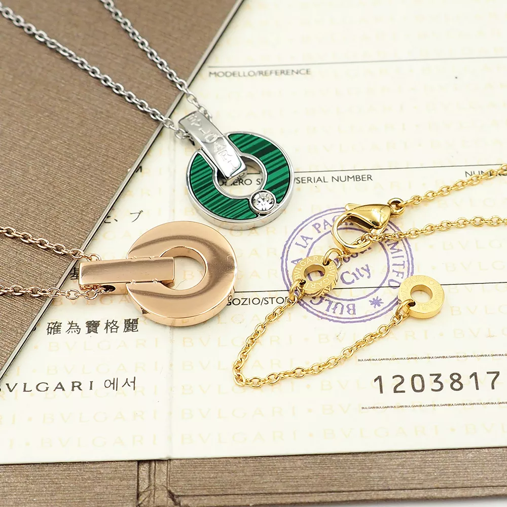 Refined 975 Bvlgari Necklaces