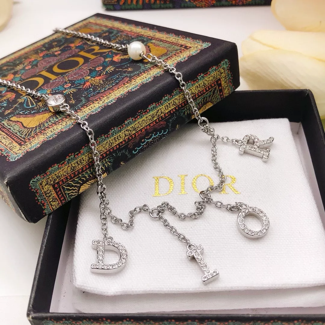 Refined 9770 Christian Dior Necklaces