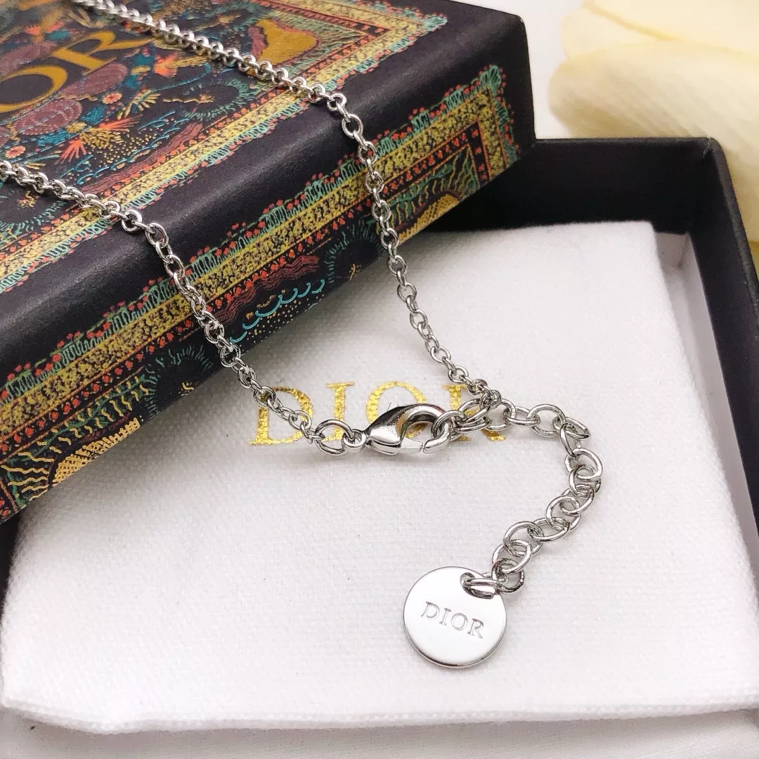 Refined 9770 Christian Dior Necklaces