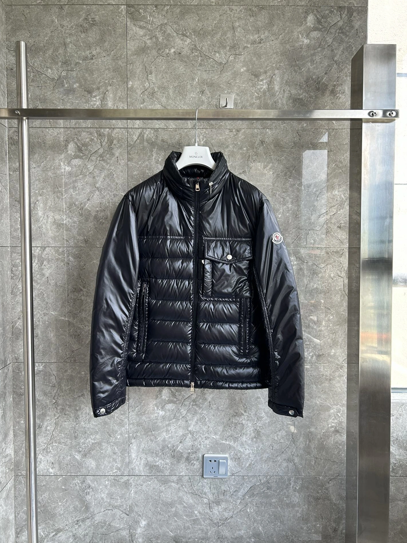 Refined 9820 Moncler Down Feather Coat Long Sleeved For Men