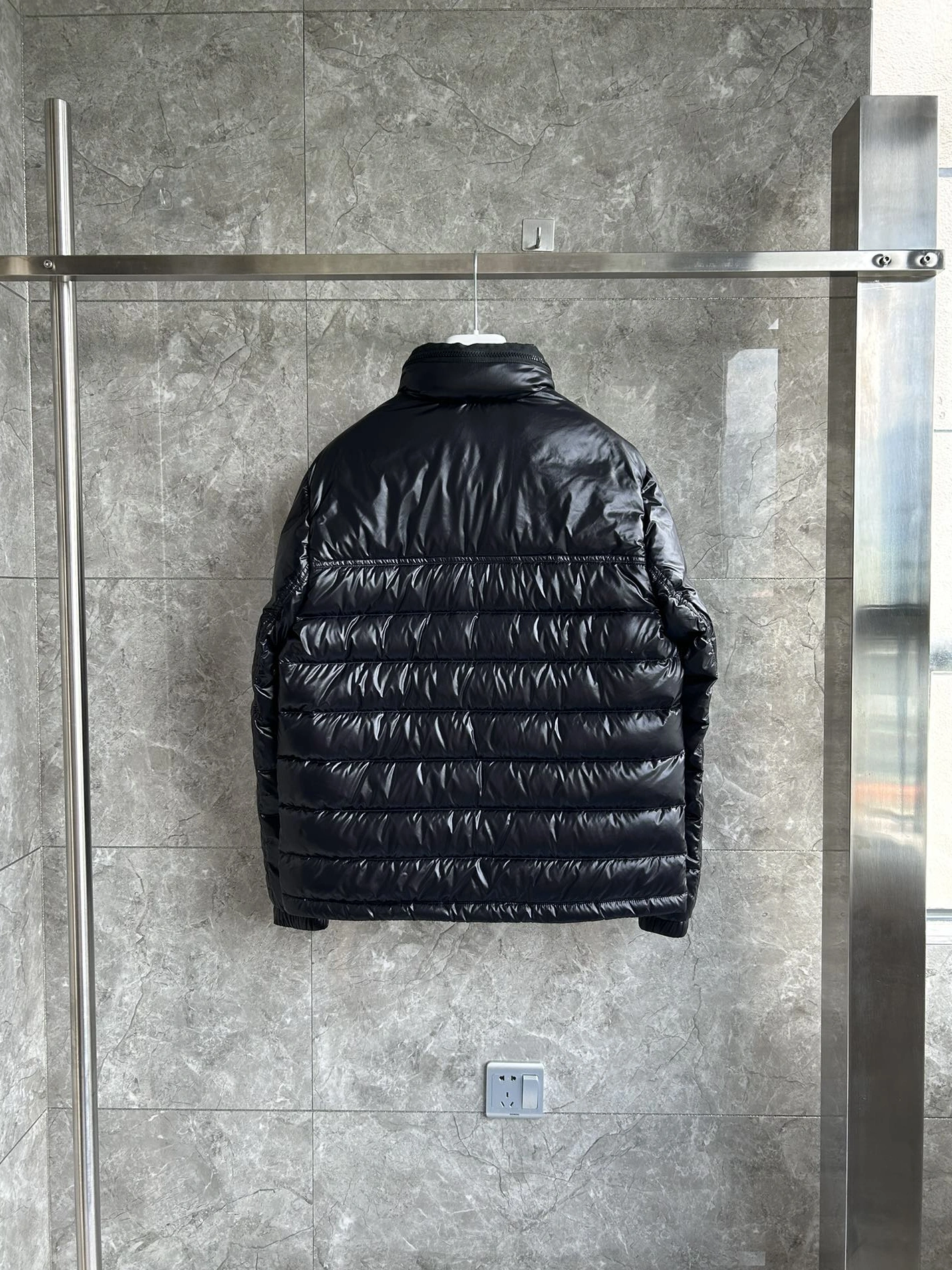 Refined 9820 Moncler Down Feather Coat Long Sleeved For Men