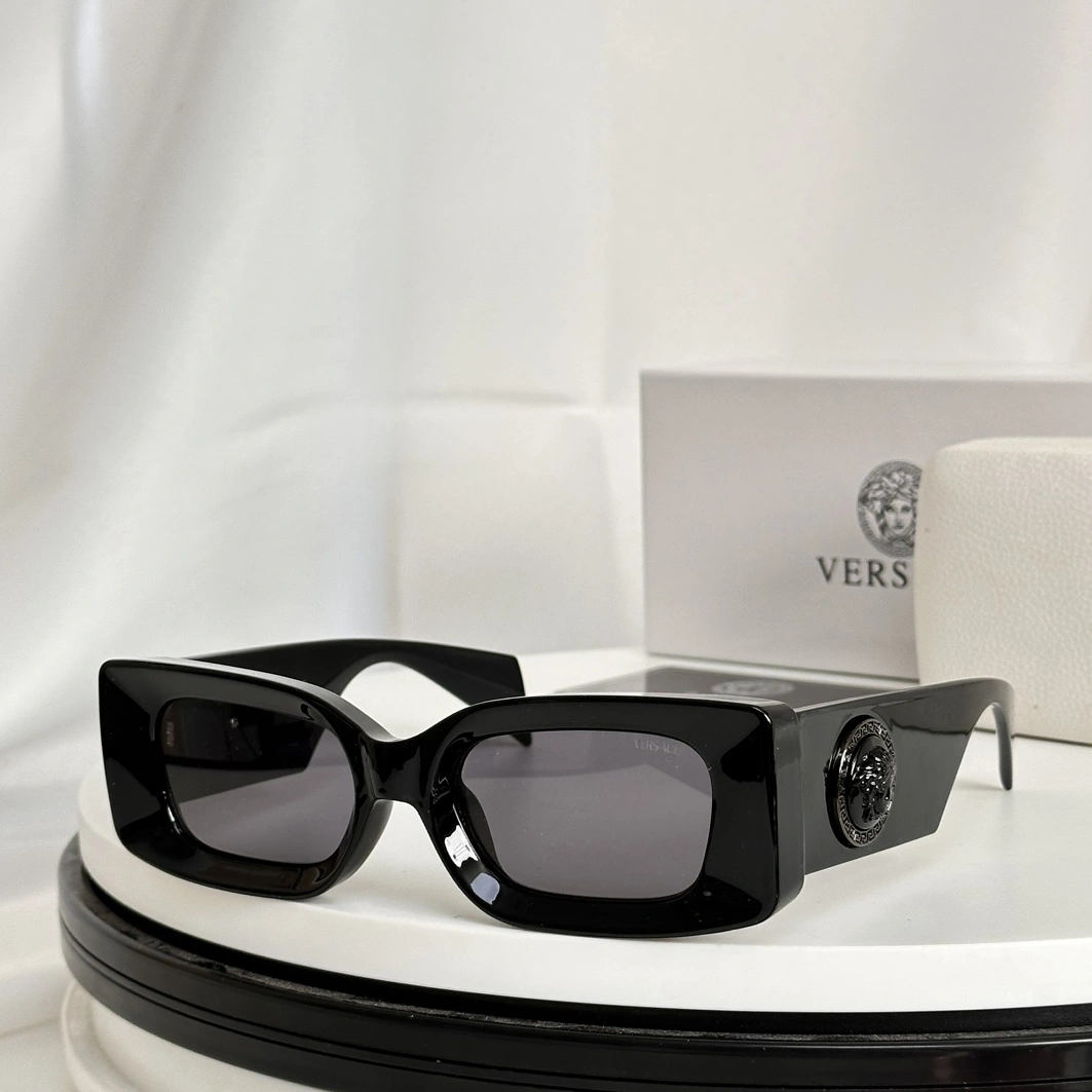 Refined 986 Versace AAA Quality Sunglasses