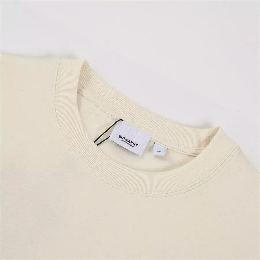 Reliable 1049 Burberry T-Shirts Short Sleeved For Unisex
