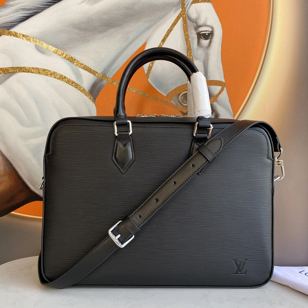 Reliable 1222 Louis Vuitton AAA Man Handbags