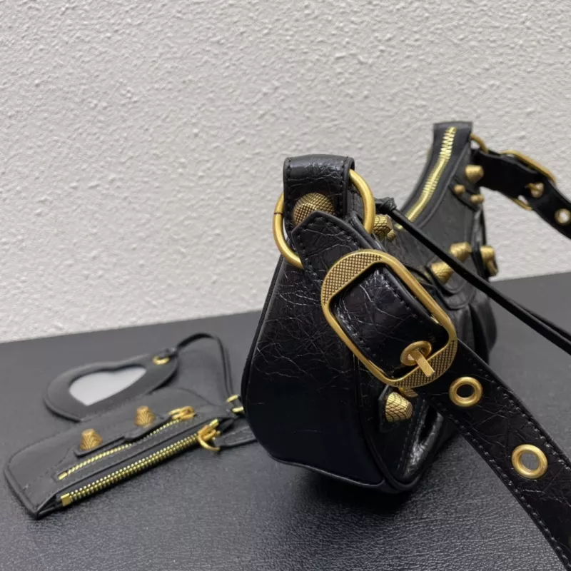 Reliable 1267 Balenciaga AAA Quality Messenger Bags For Women