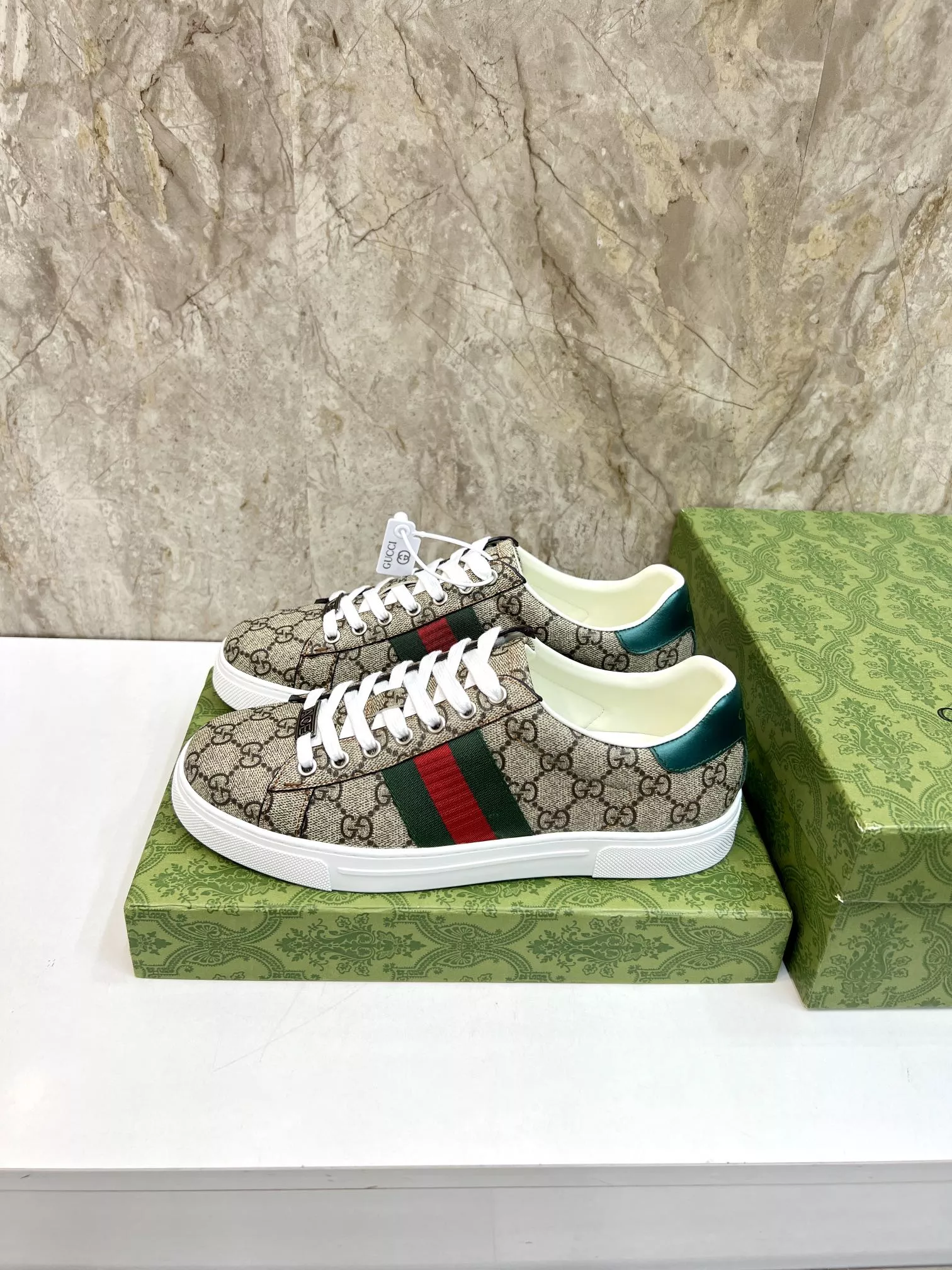Reliable 1316 Gucci Casual Shoes For Women