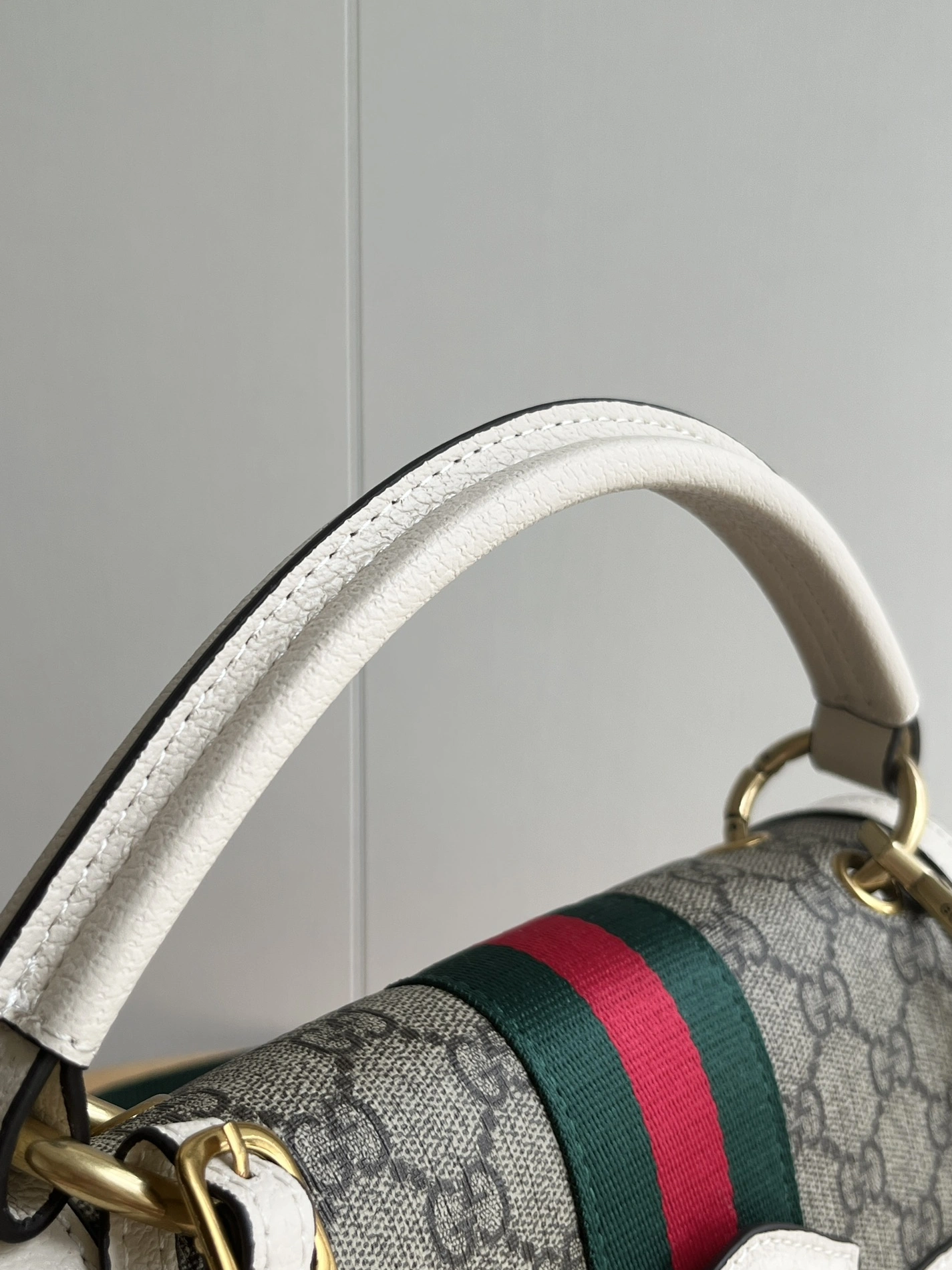 Reliable 151 Gucci AAA Quality Handbags For Women