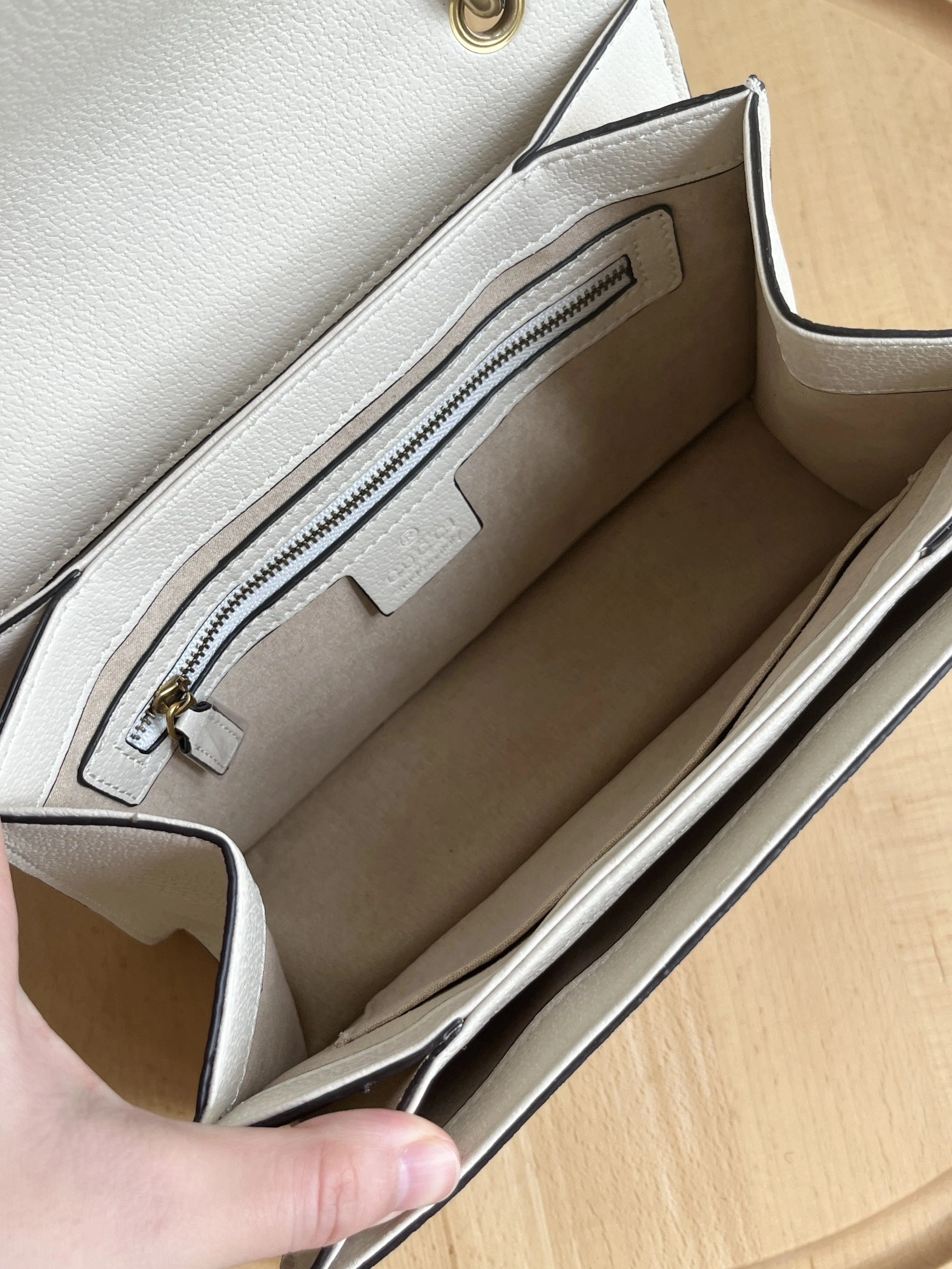 Reliable 151 Gucci AAA Quality Handbags For Women