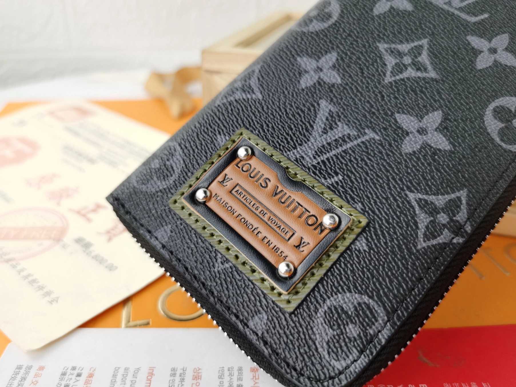 Reliable 1525 Louis Vuitton LV Card Case For Unisex