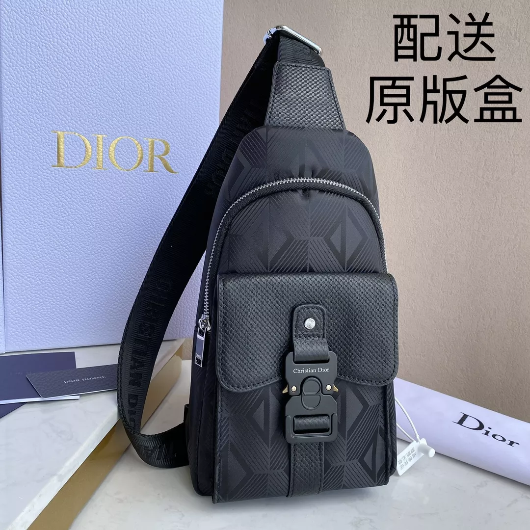 Reliable 1554 Christian Dior AAA Man Messenger Bags