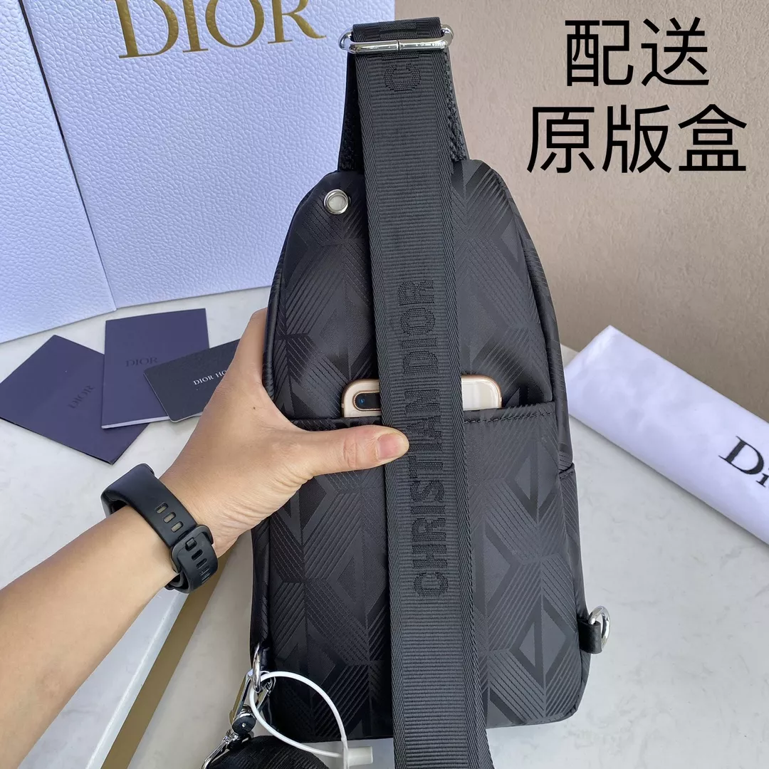 Reliable 1554 Christian Dior AAA Man Messenger Bags
