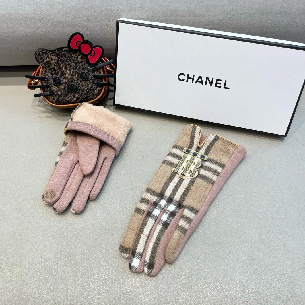 Reliable 1581 Burberry Gloves