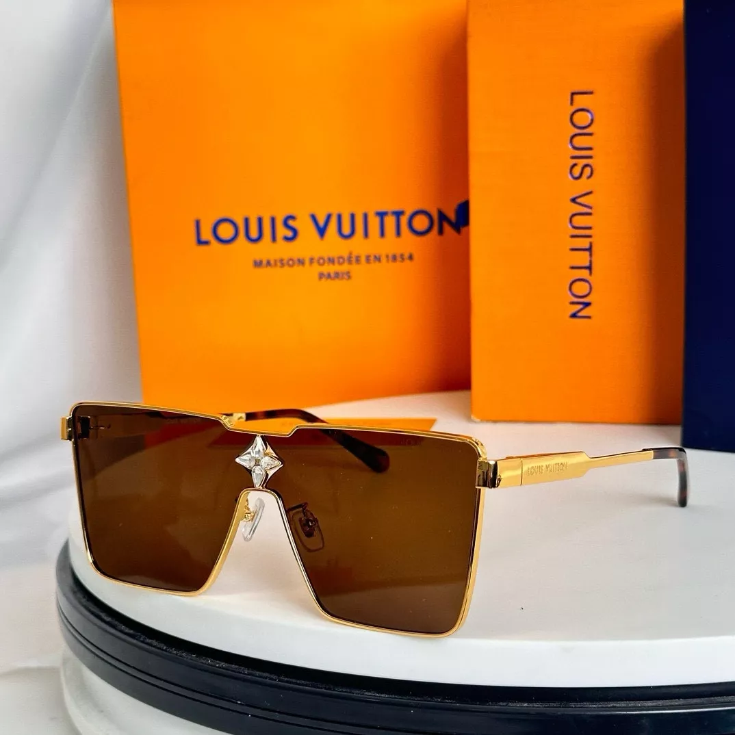 Reliable 163 Louis Vuitton AAA Quality Sunglasses