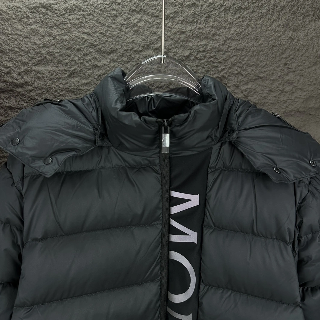 Reliable 1682 Moncler Down Feather Coat Long Sleeved For Unisex