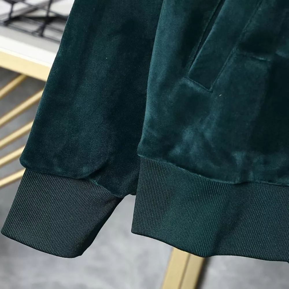 Reliable 1688 Gucci Tracksuits Long Sleeved For Men