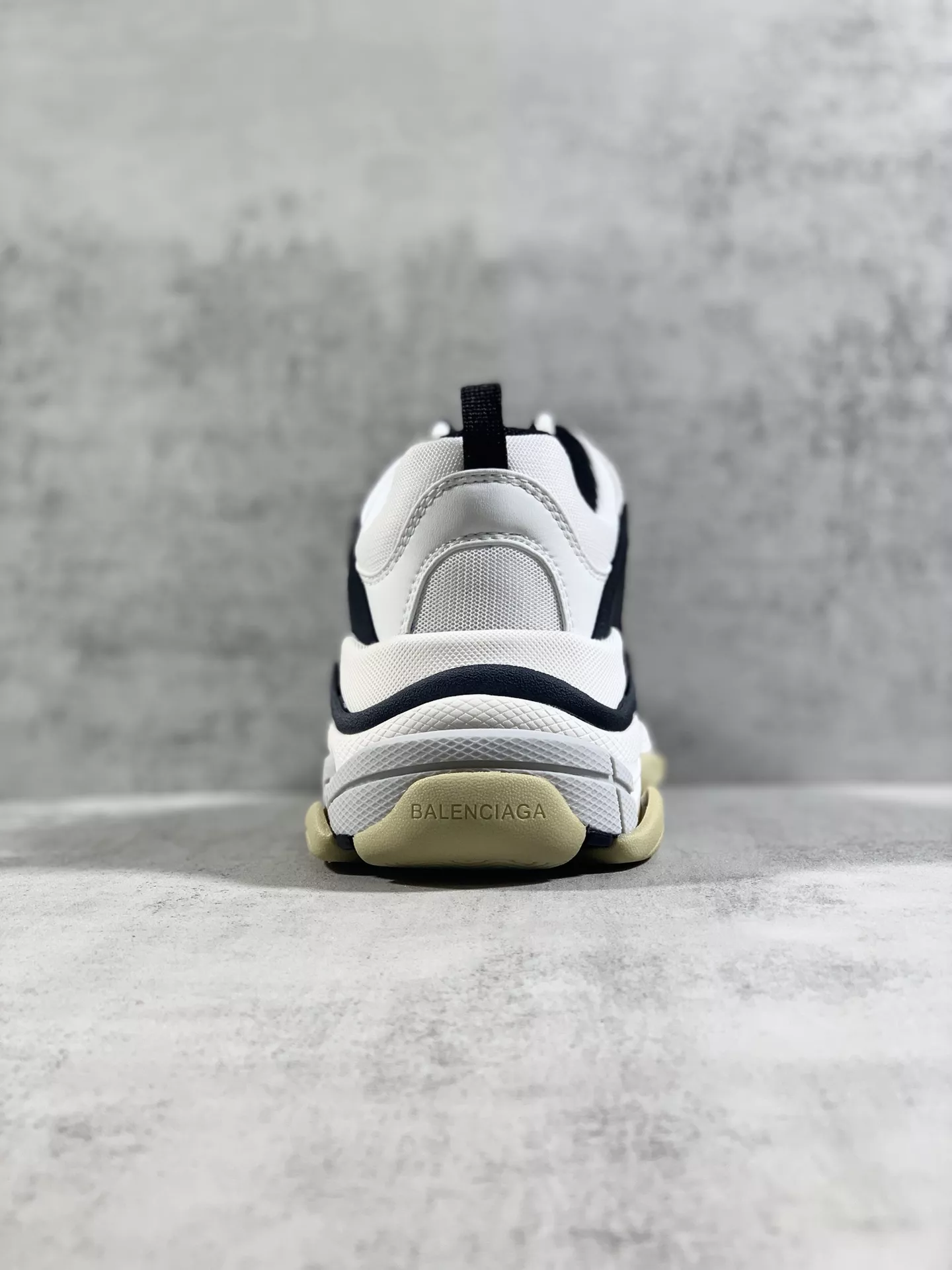 Reliable 1733 Balenciaga Casual Shoes For Women