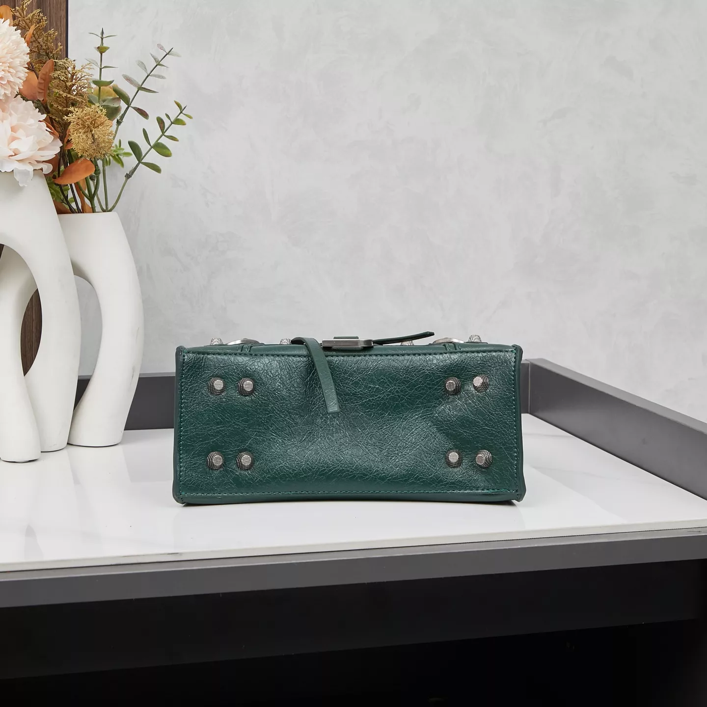 Reliable 1778 Balenciaga AAA Quality Messenger Bags For Women