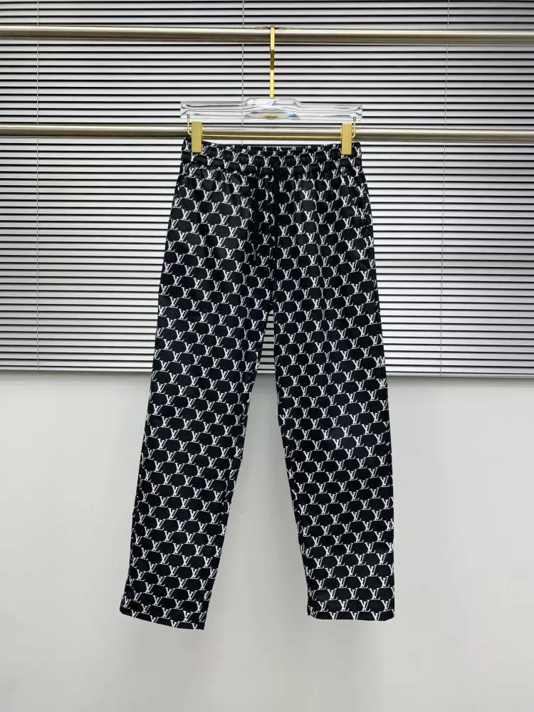 Reliable 2013 Louis Vuitton LV Pants For Men