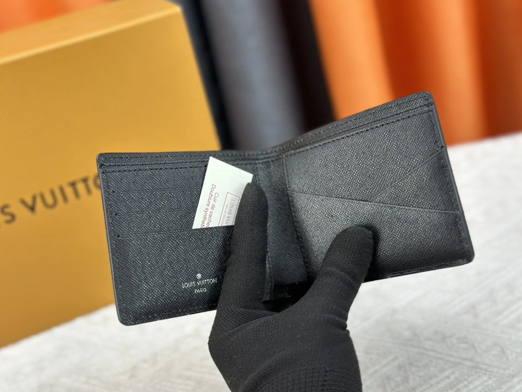 Reliable 2246 Louis Vuitton LV Wallets For Unisex