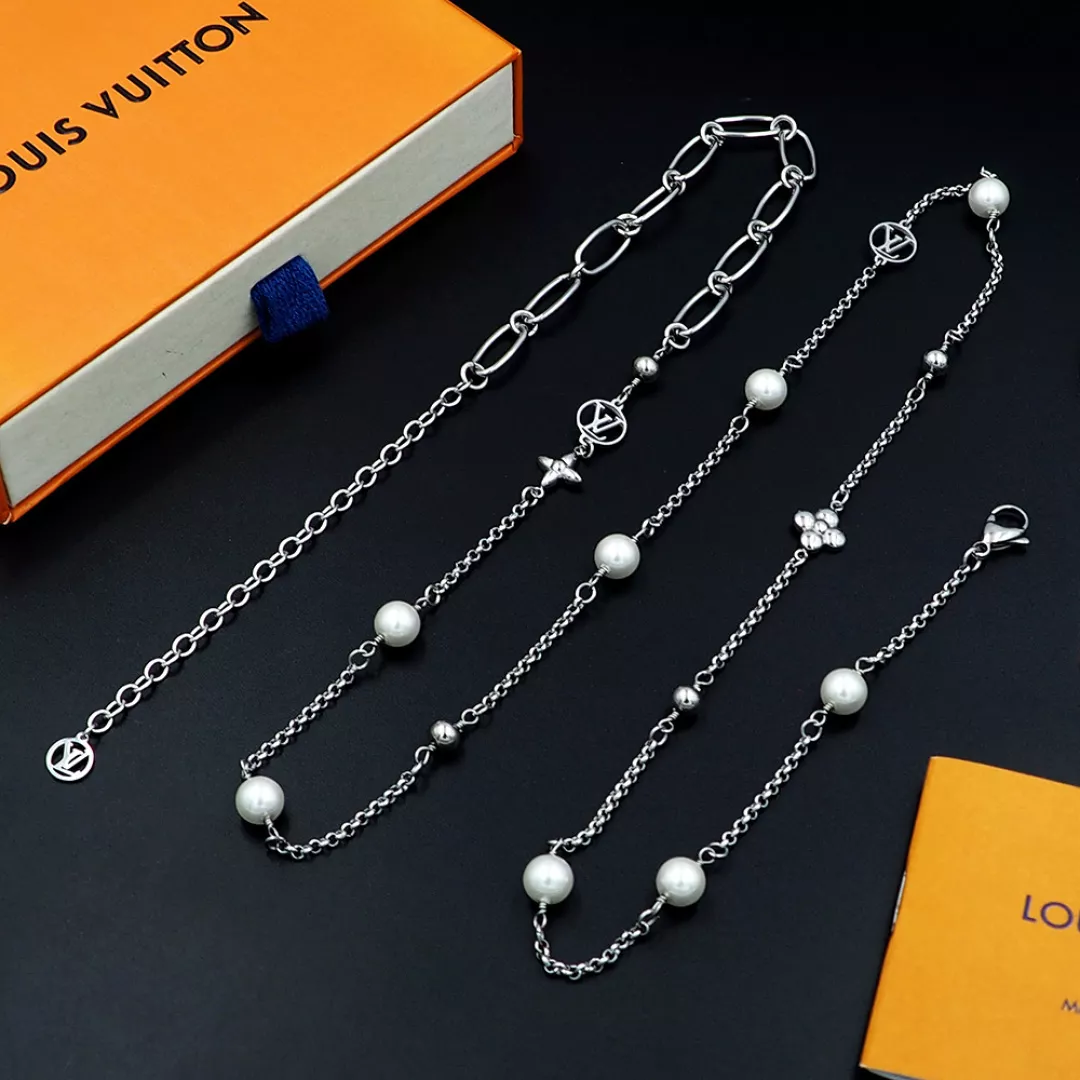 Reliable 2251 Louis Vuitton Necklaces For Women