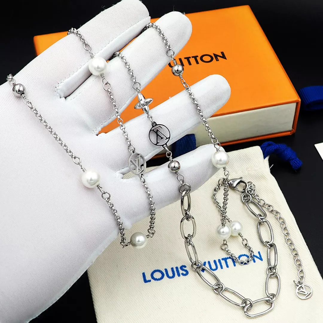 Reliable 2251 Louis Vuitton Necklaces For Women