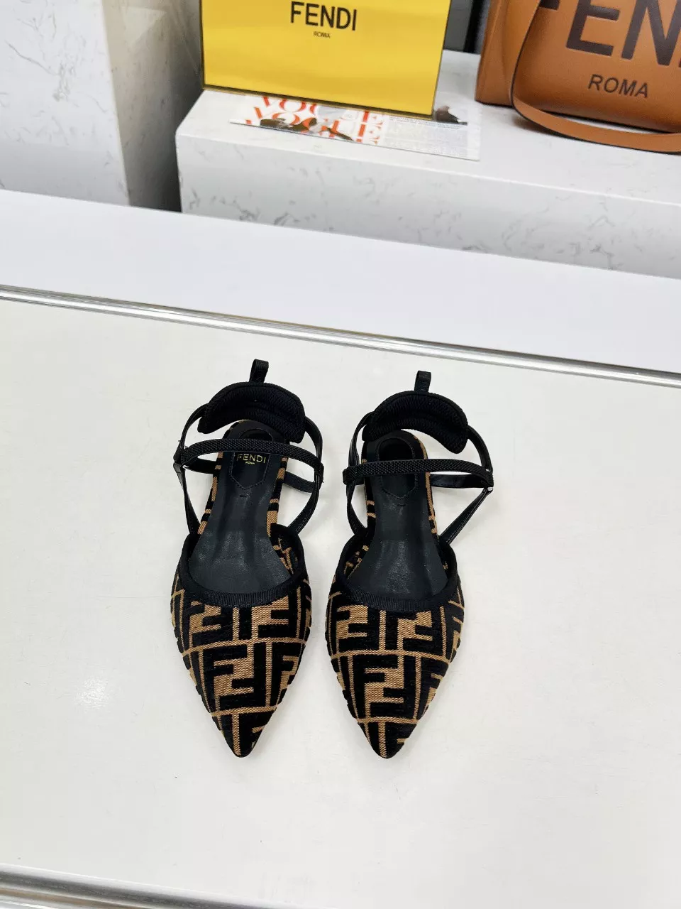 Reliable 2377 Fendi Sandal For Women