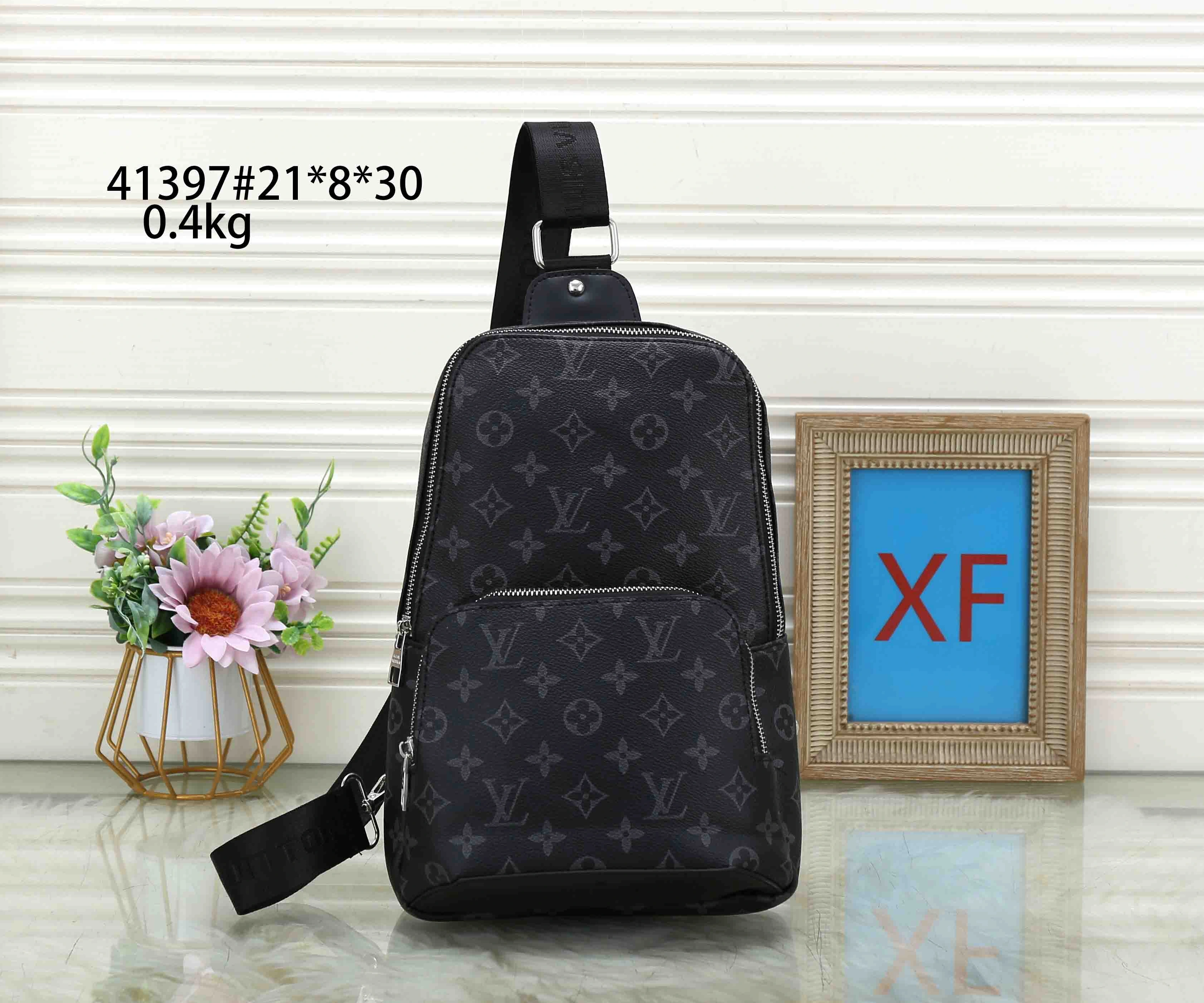 Reliable 2713 Louis Vuitton Messenger Bags For Men