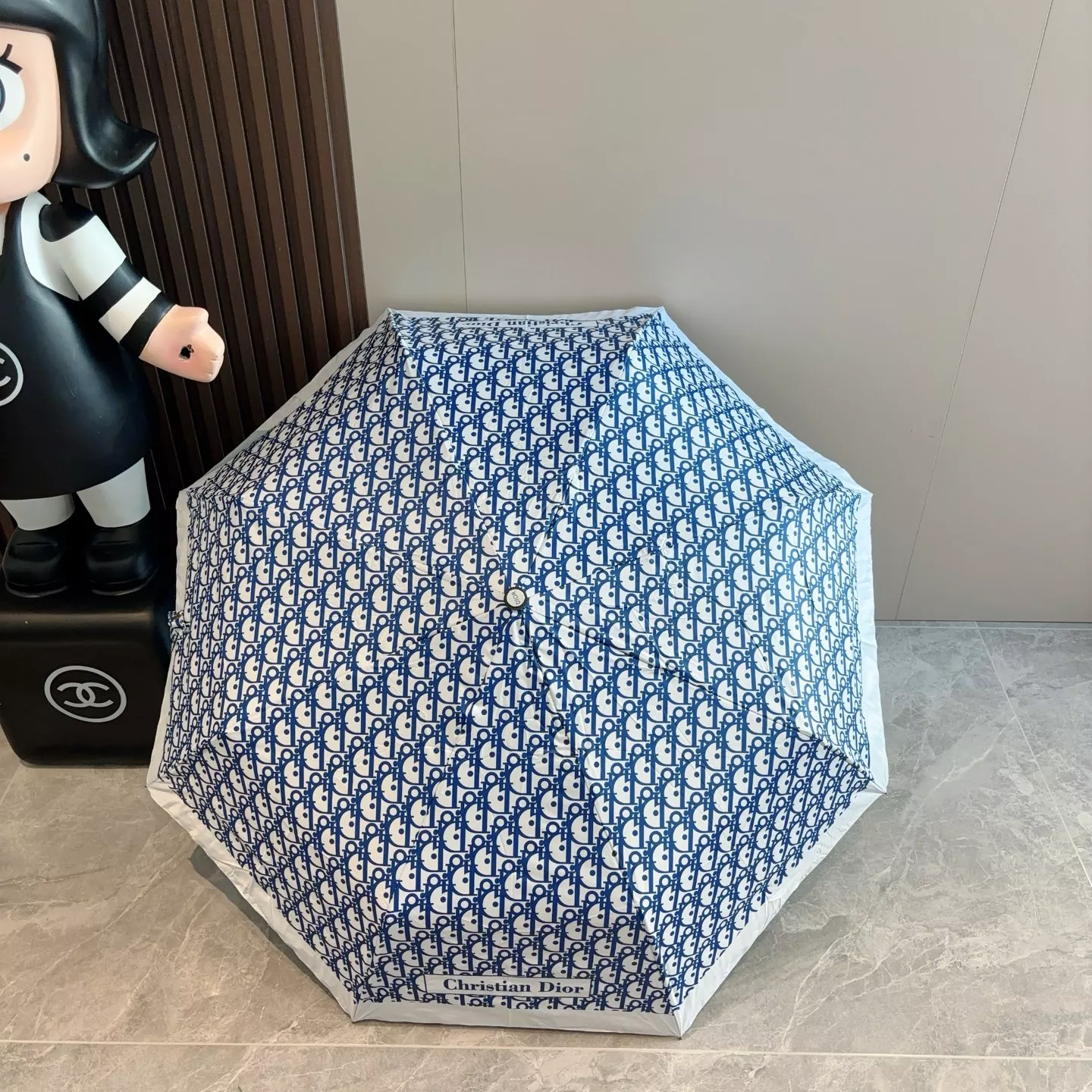 Reliable 2837 Christian Dior Umbrellas