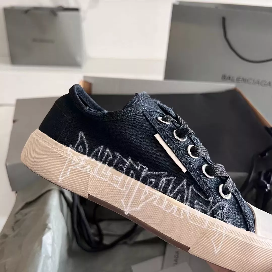 Reliable 2883 Balenciaga Casual Shoes For Men