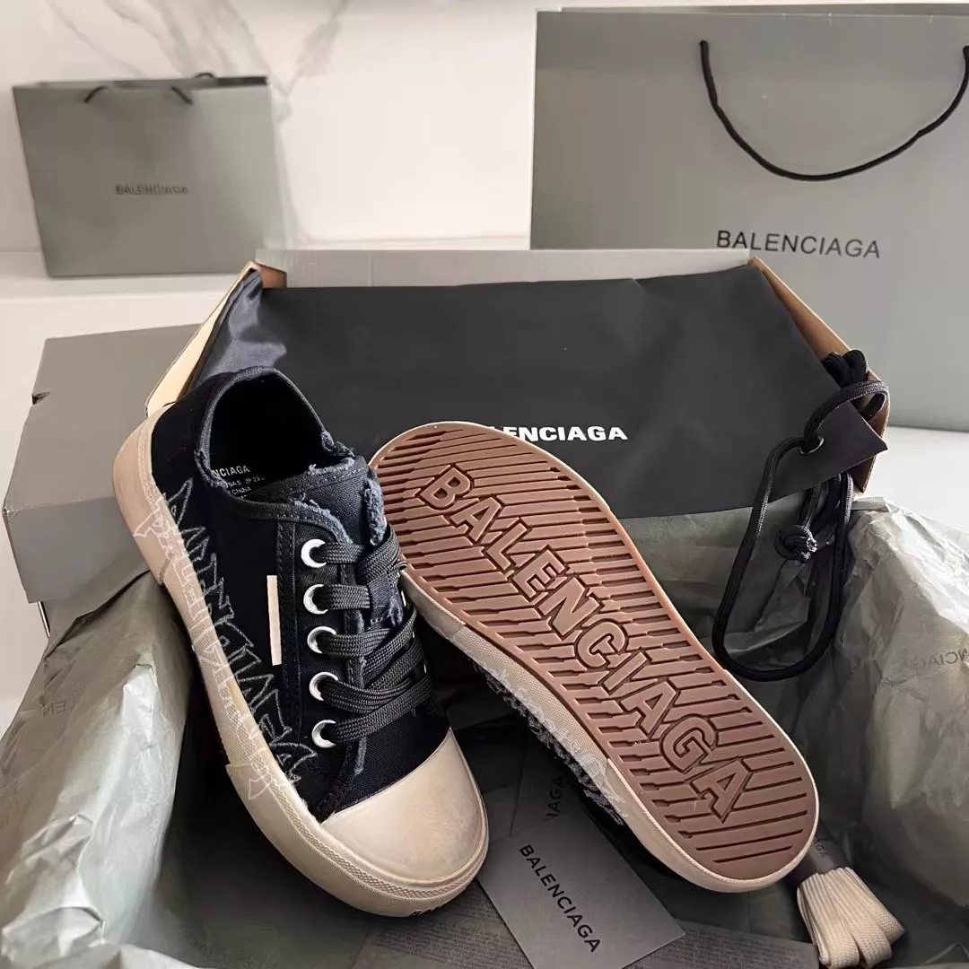 Reliable 2883 Balenciaga Casual Shoes For Men