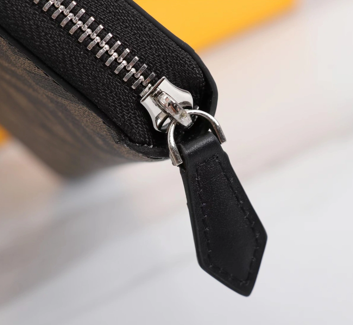 Reliable 289 Fendi AAA Quality Wallet
