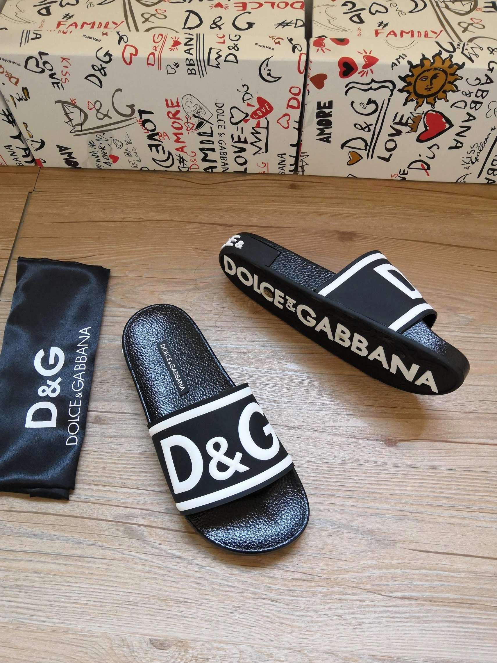 Reliable 2899 Dolce & Gabbana D&G Slippers For Men