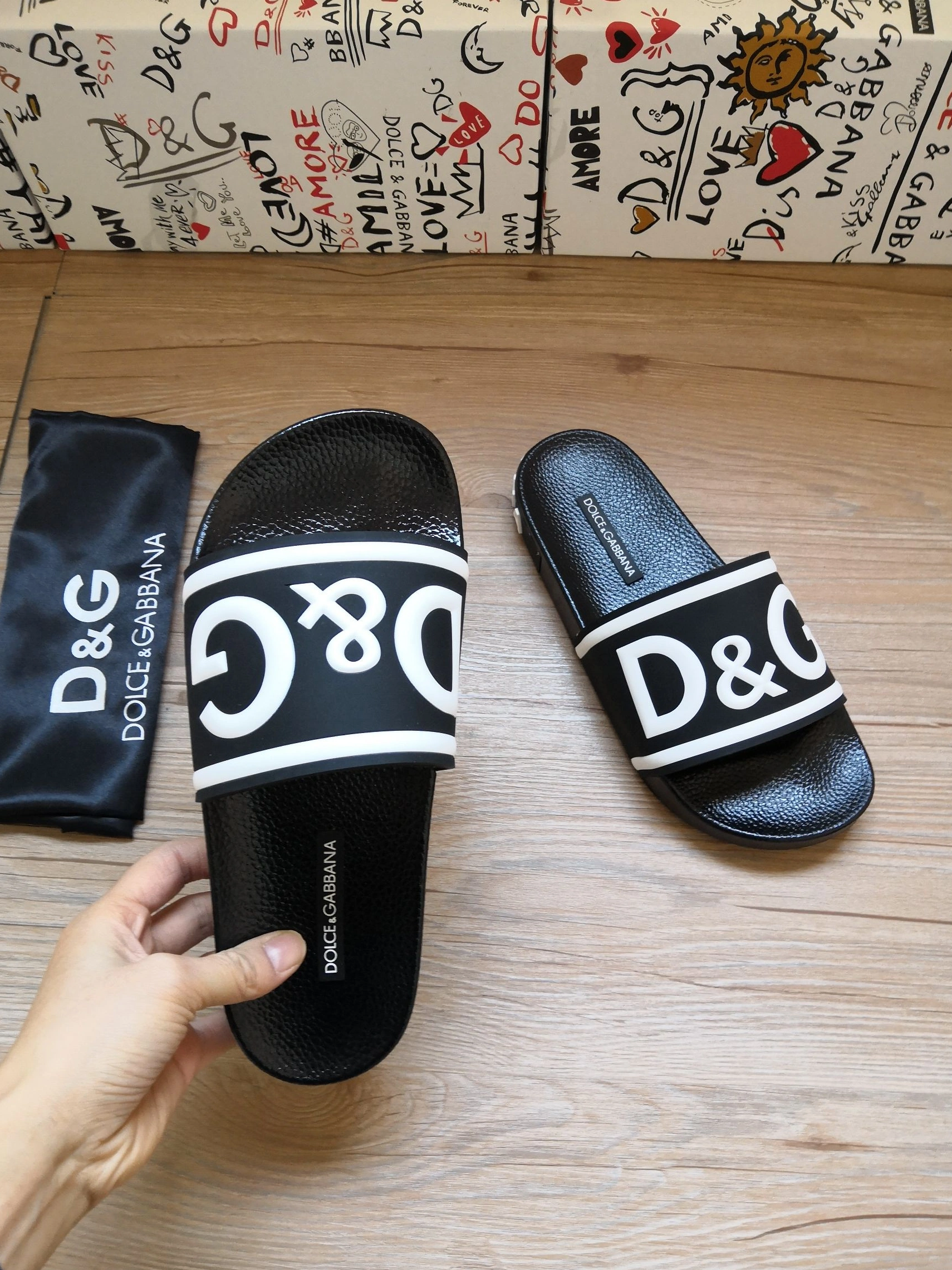 Reliable 2899 Dolce & Gabbana D&G Slippers For Men