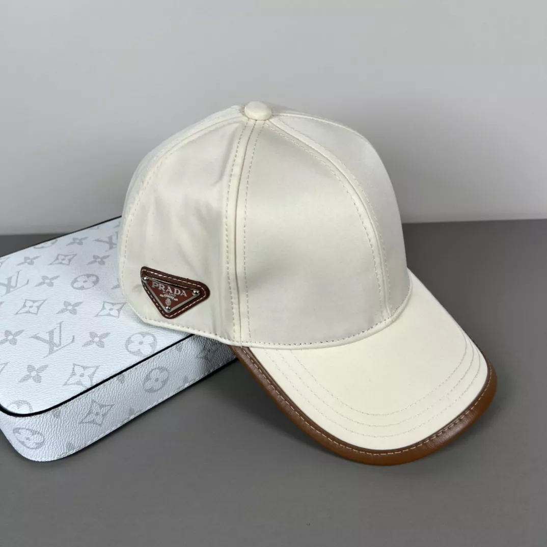 Reliable 2916 Prada Caps