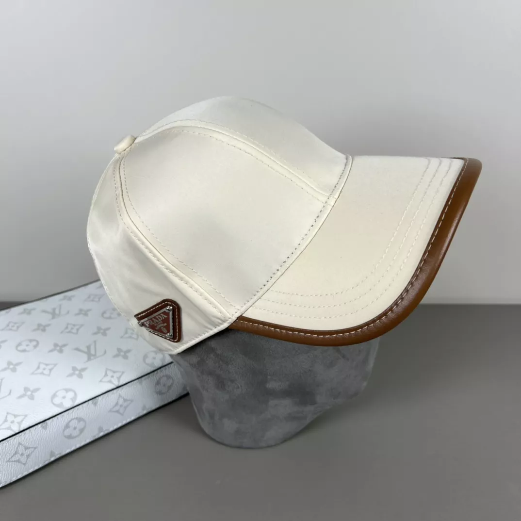 Reliable 2916 Prada Caps