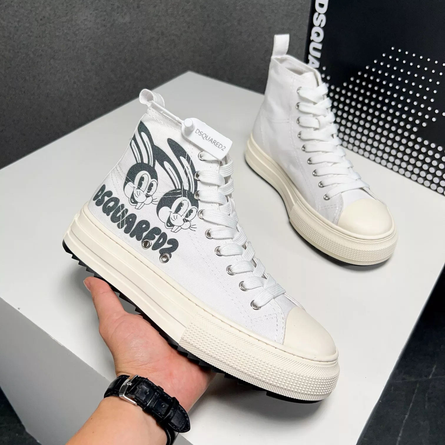 Reliable 2950 Dsquared High Tops Shoes For Men