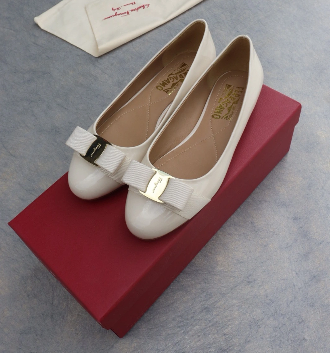 Reliable 3190 Salvatore Ferragamo Flat Shoes For Women