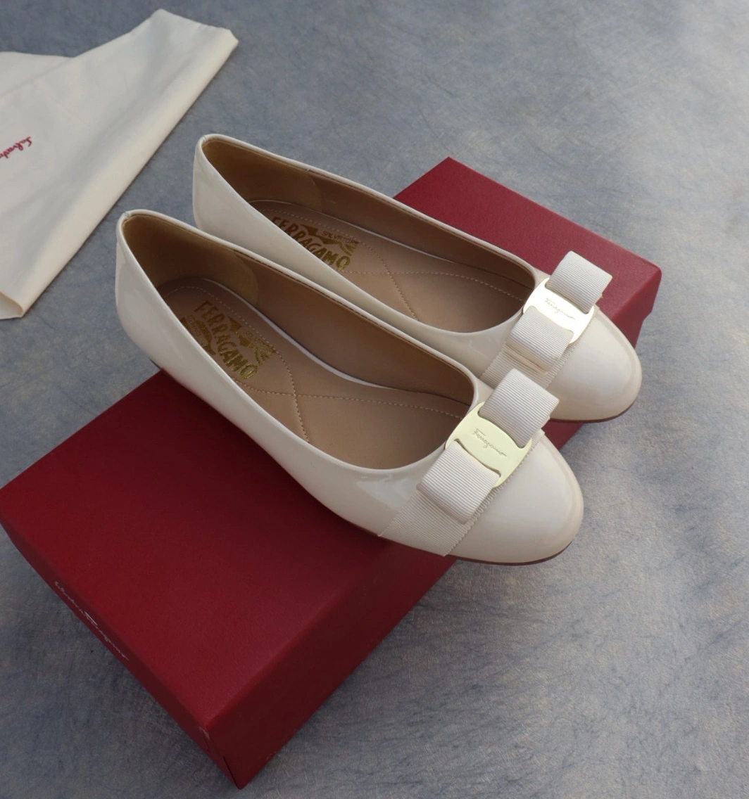 Reliable 3190 Salvatore Ferragamo Flat Shoes For Women