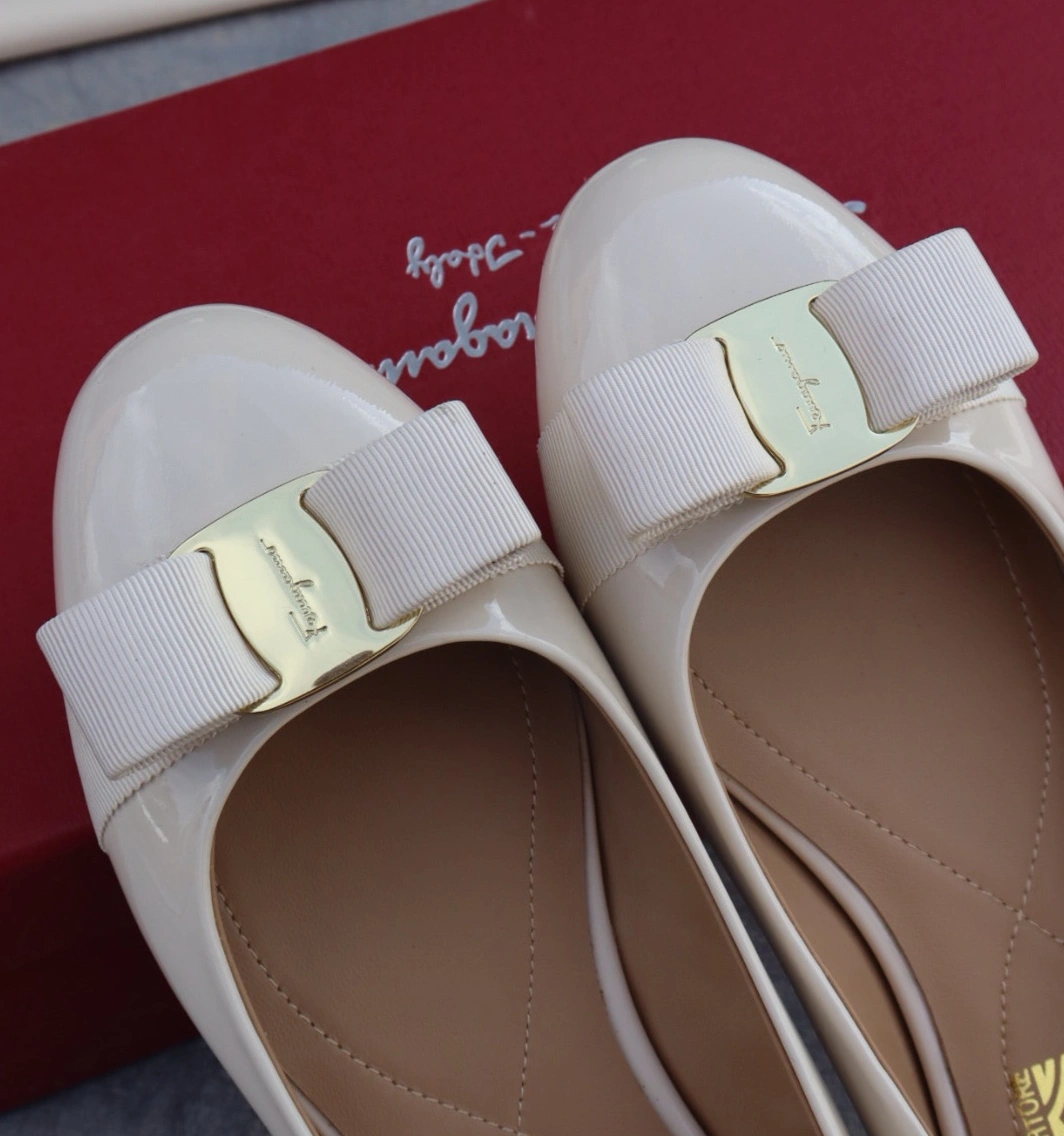 Reliable 3190 Salvatore Ferragamo Flat Shoes For Women