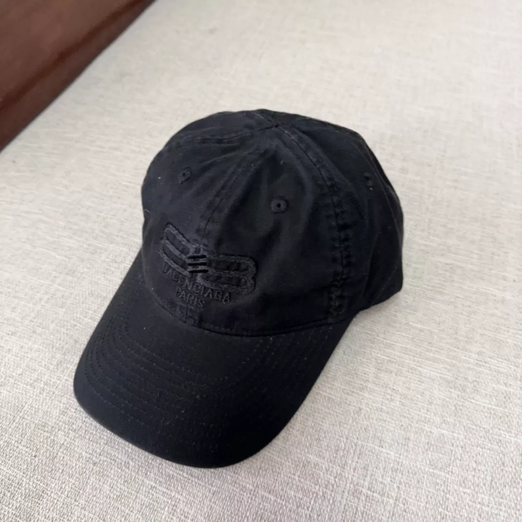 Reliable 325 Balenciaga Caps