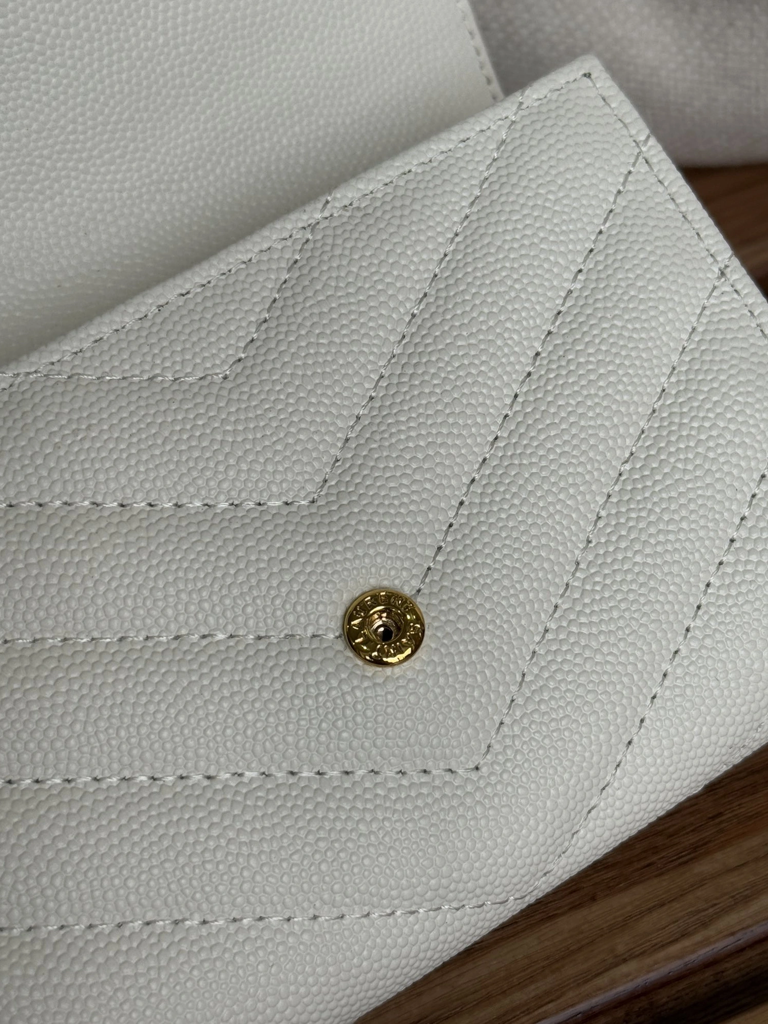 Reliable 3764 Yves Saint Laurent AAA Quality Wallets