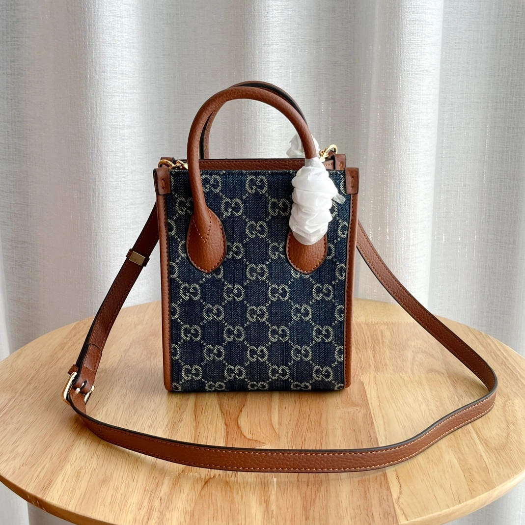 Reliable 3787 Gucci AAA Quality Messenger Bags For Women