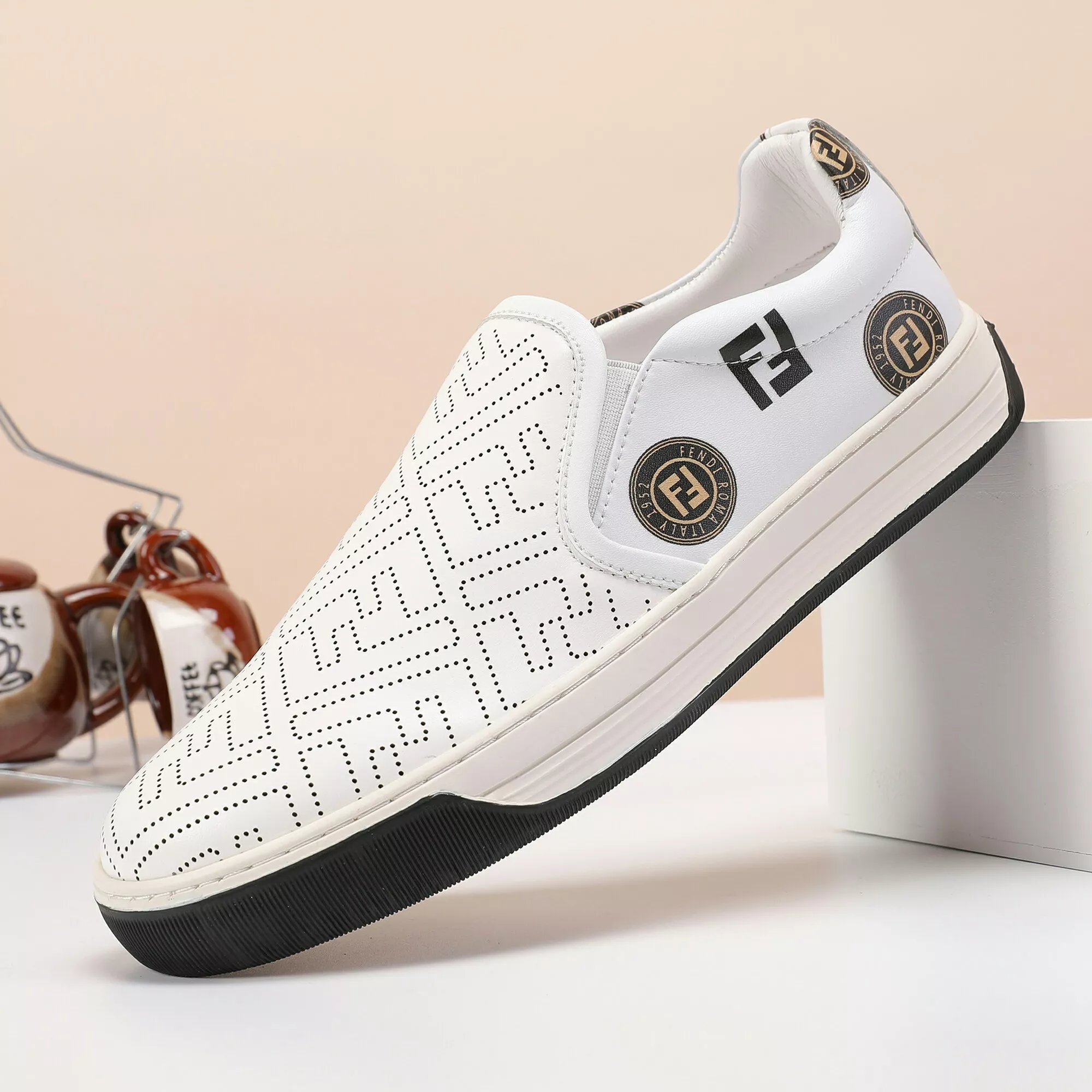 Reliable 3832 Fendi Casual Shoes For Men