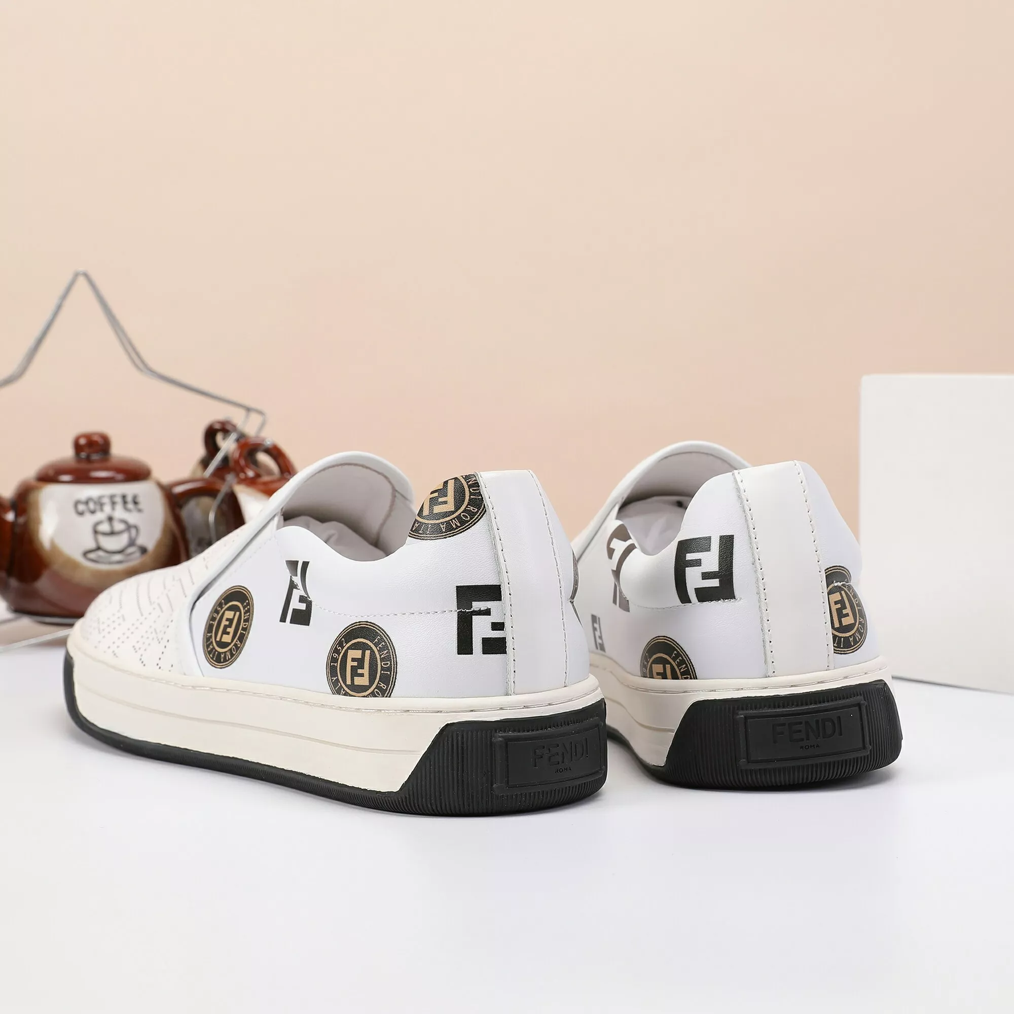 Reliable 3832 Fendi Casual Shoes For Men