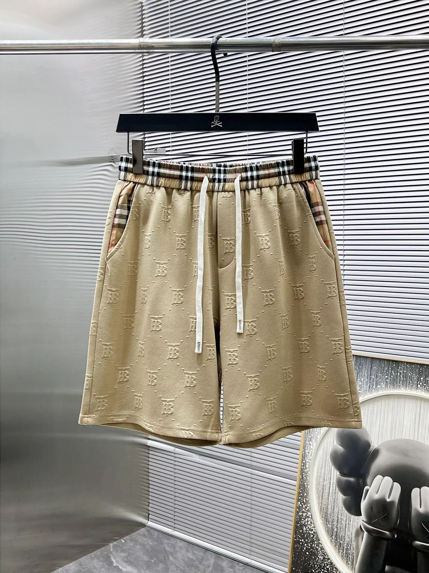 Reliable 4324 Burberry Tracksuits Short Sleeved For Men
