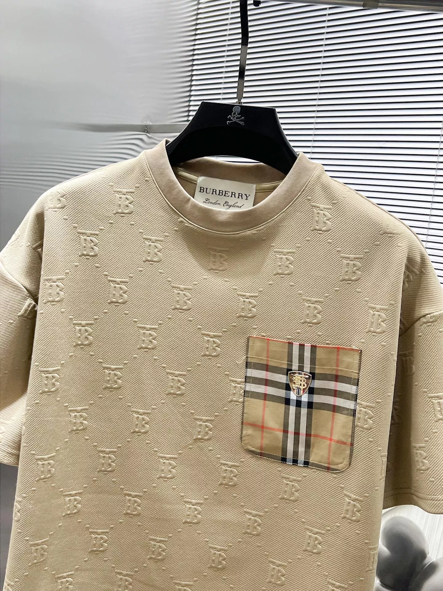 Reliable 4324 Burberry Tracksuits Short Sleeved For Men