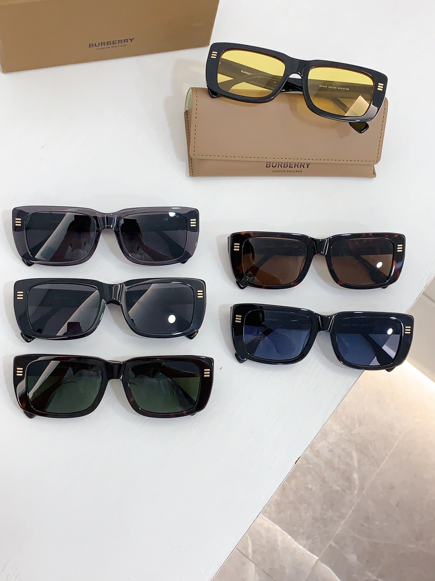 Reliable 4361 Burberry AAA Quality Sunglasses