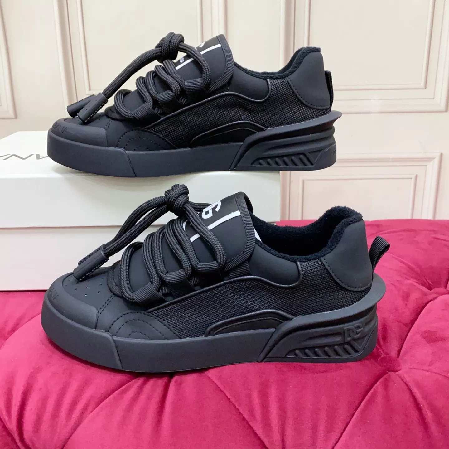 Reliable 4616 Dolce & Gabbana D&G Casual Shoes For Women