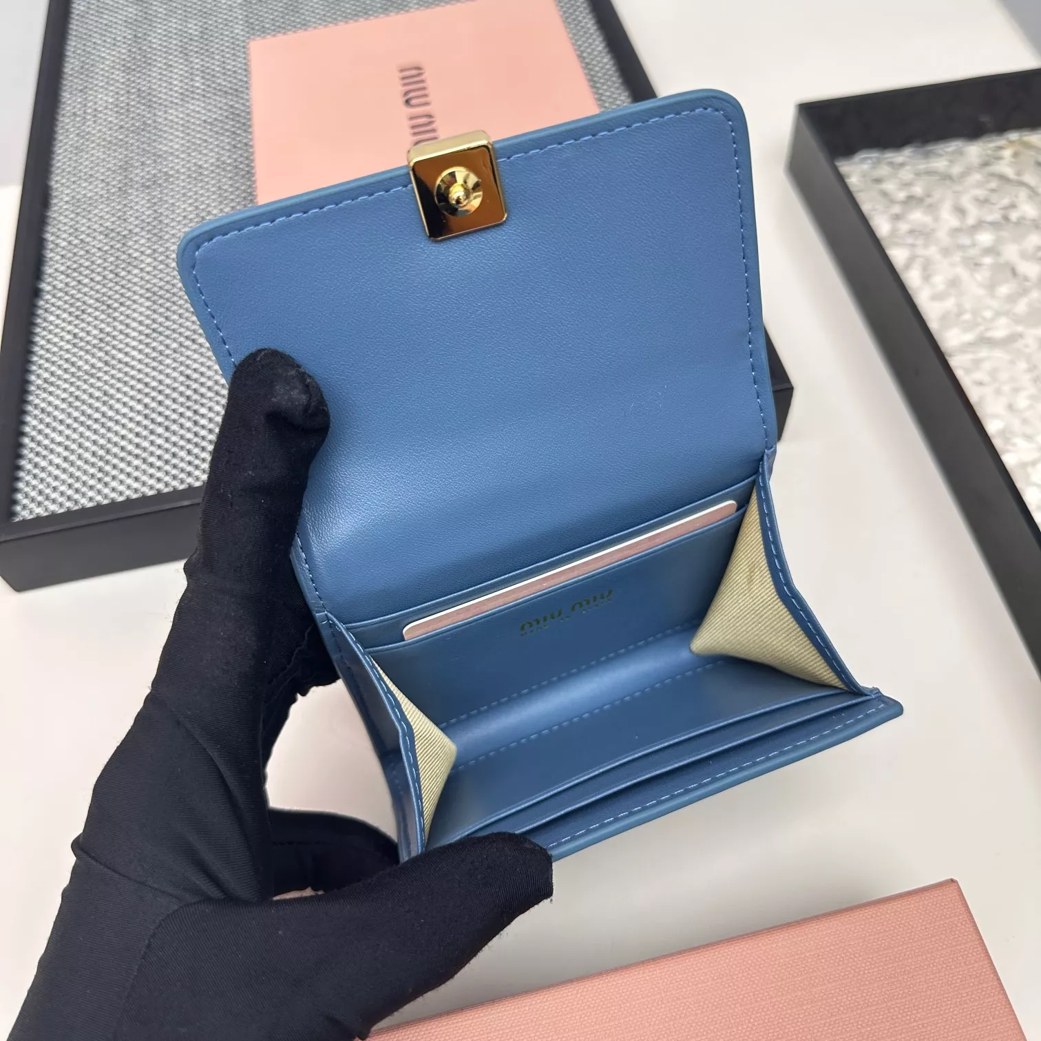 Reliable 4718 MIU MIU Wallets