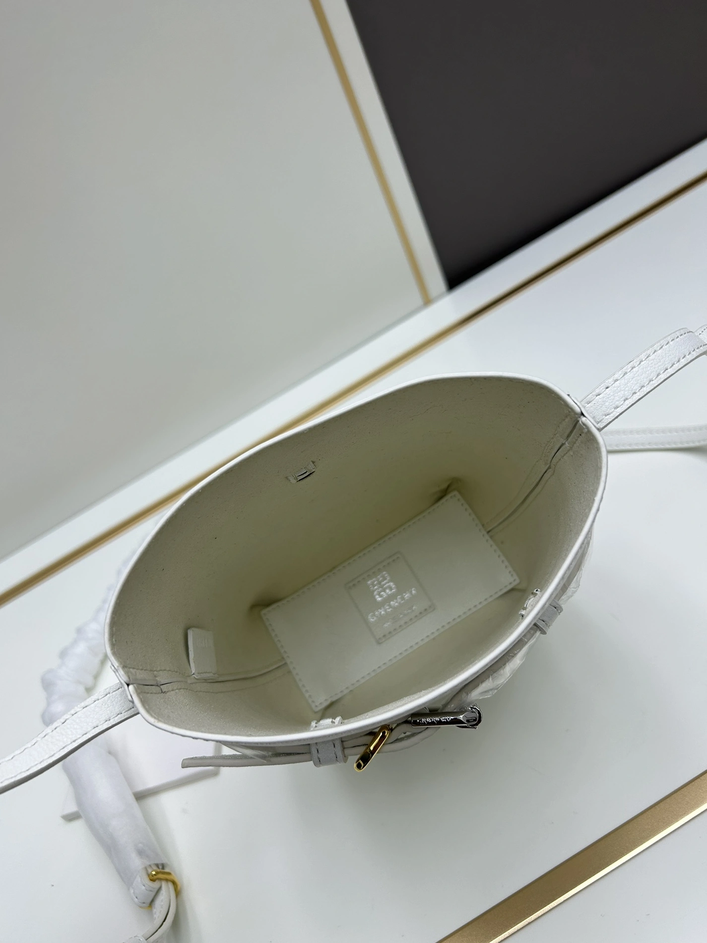 Reliable 5069 Givenchy AAA Quality Messenger Bags For Women